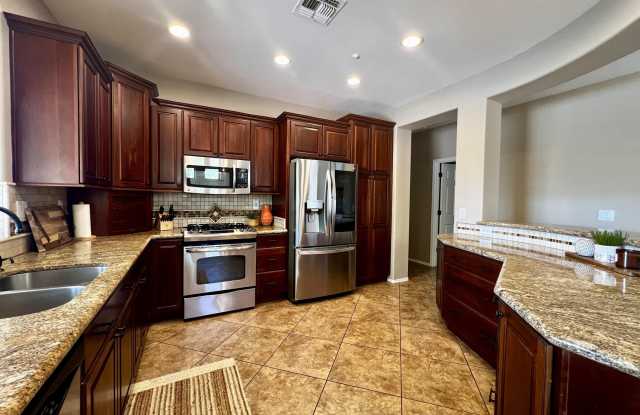 2361 W TURTLE HILL Court