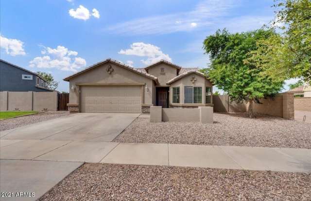 22148 E CALLE DE FLORES --