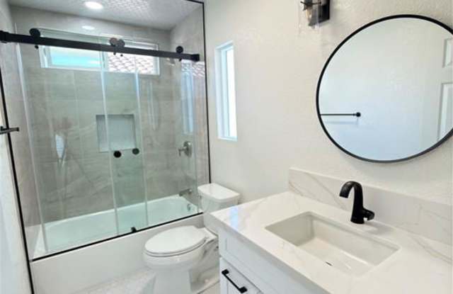 25032 Sanoria Street