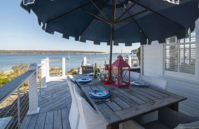 114 Jupiter Point Road