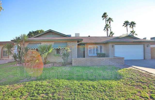 5325 W Golden Ln