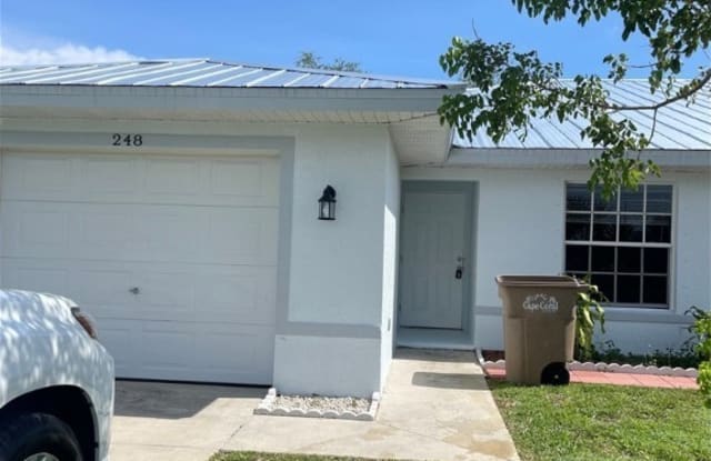 248/250 SW 3rd Street - 248 Southwest 3rd Street, Cape Coral, FL 33991