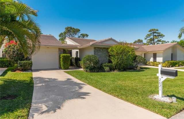 2621 SW Egret Pond Circle