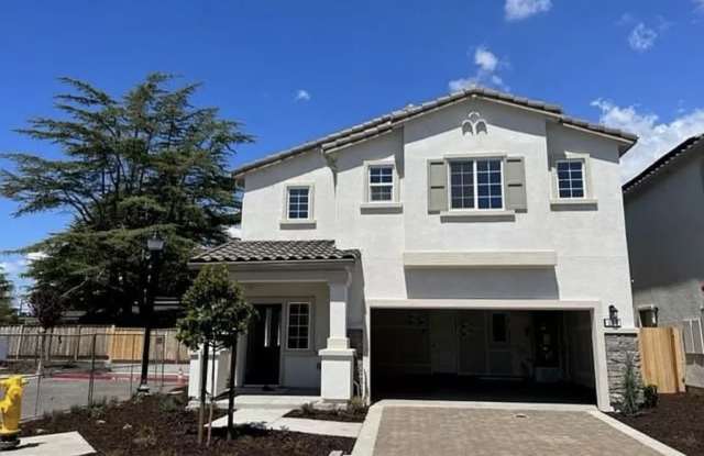 137 Mountaintop Avenue