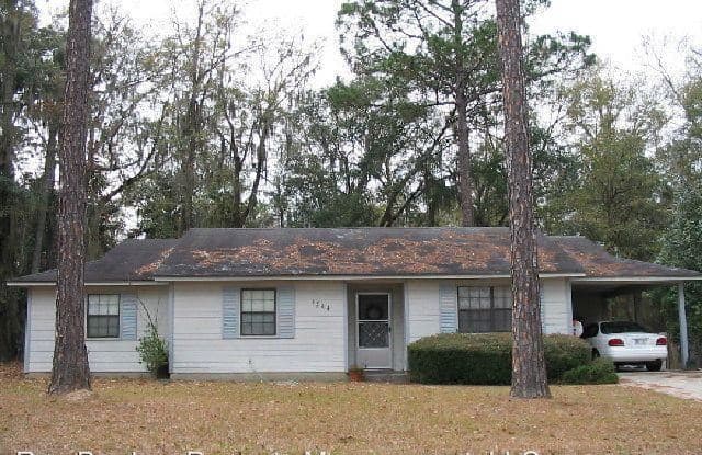 1304 Baymeadows Dr - 1304 Baymeadows Drive, Valdosta, GA 31601