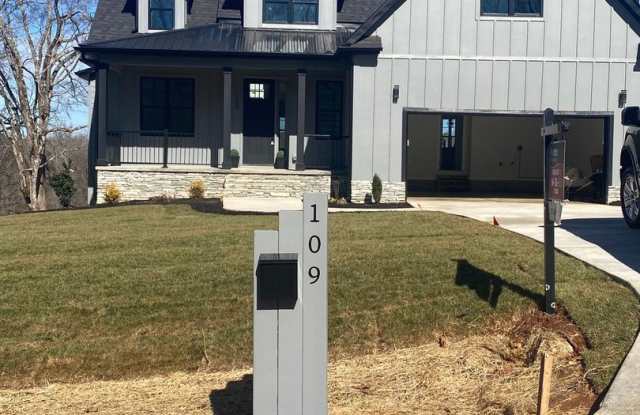 Photo of Spacious 5BR House in Easley