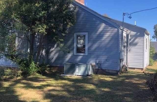 206 Devon Street, Spartanburg SC 29303