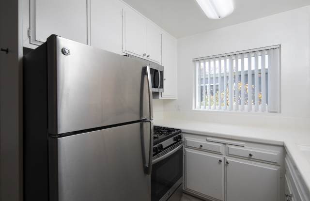 PR Talmadge Apartments