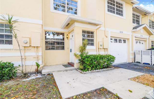 12150 SW 50th St - 12150 Southwest 50th Street, Cooper City, FL 33330