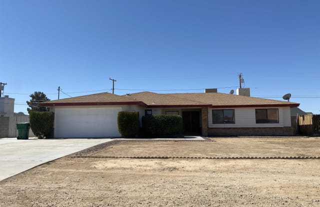 9432 Rea Avenue - 9432 Rea Avenue, California City, CA 93505