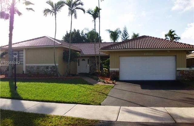 11530 SW 100th St - 11530 Southwest 100th Street, Kendall, FL 33176