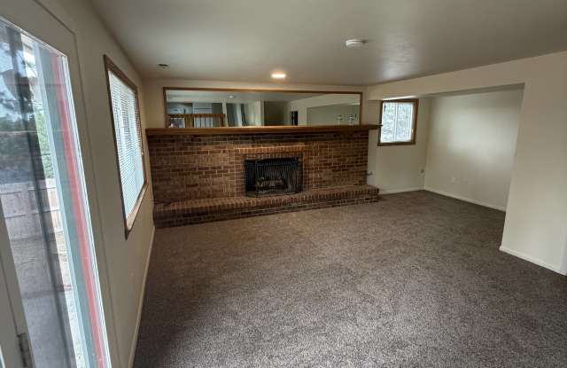 3745 Inspiration Dr