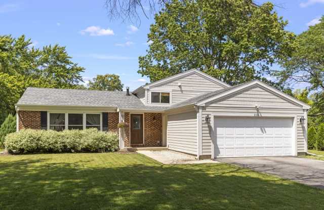 Photo of 215 Longridge Court