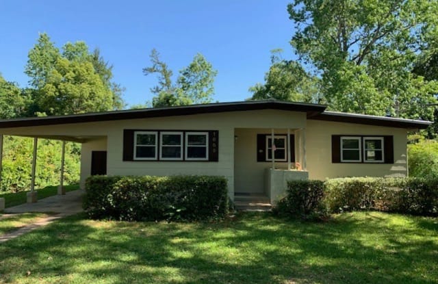 1662 Mayhew Street - 1662 Mayhew Street, Tallahassee, FL 32304