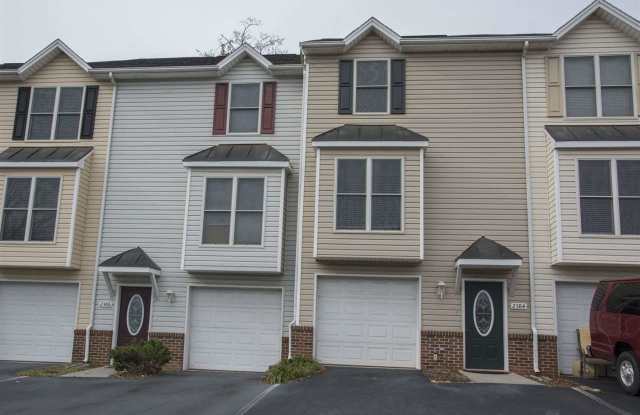 2384 KING ARTHURS CT - 2384 King Arthurs Ct, Harrisonburg, VA 22801