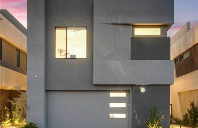 16 Heron Harbour Drive