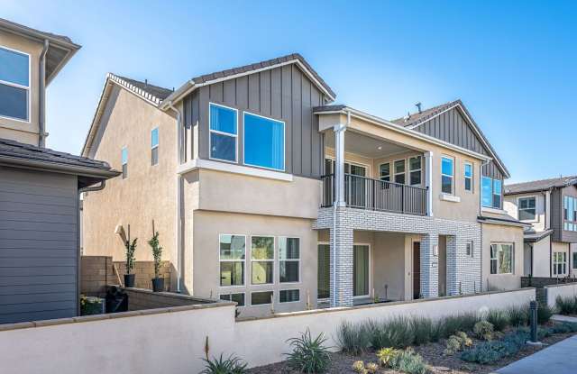 Brand New Estate Home Rent at Luna Park in GPN in Irvine