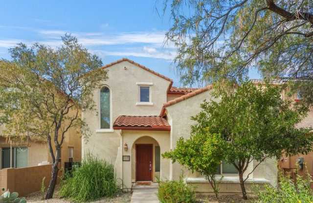 10525 East Native Rose Trail