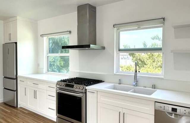 2948 EXPOSITION unit: 8