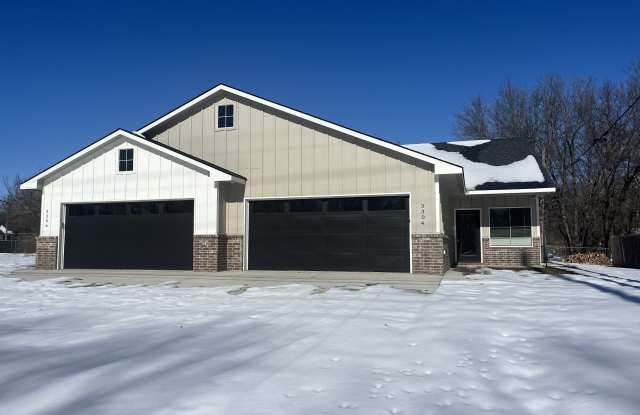 3304 West 9th Street North - 1