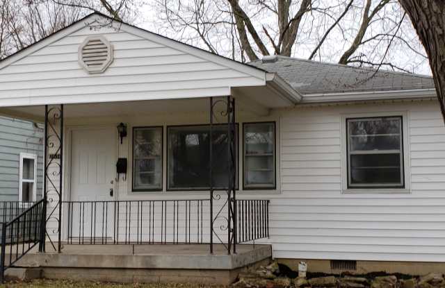 2036 N Euclid Ave