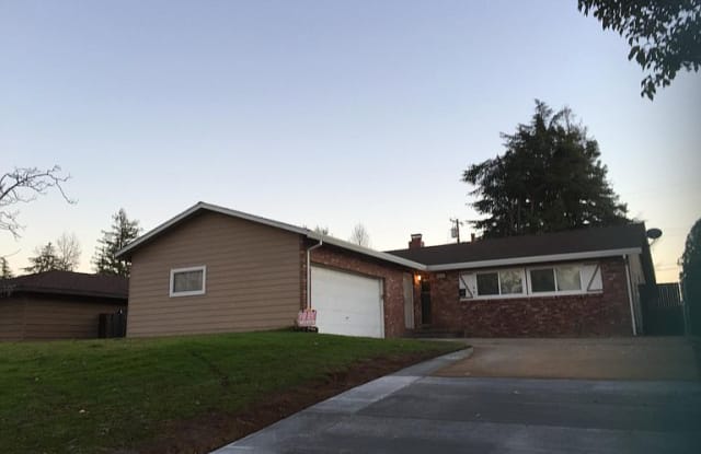 7632 Kensington Dr - 7632 Kensington Drive, Citrus Heights, CA 95610