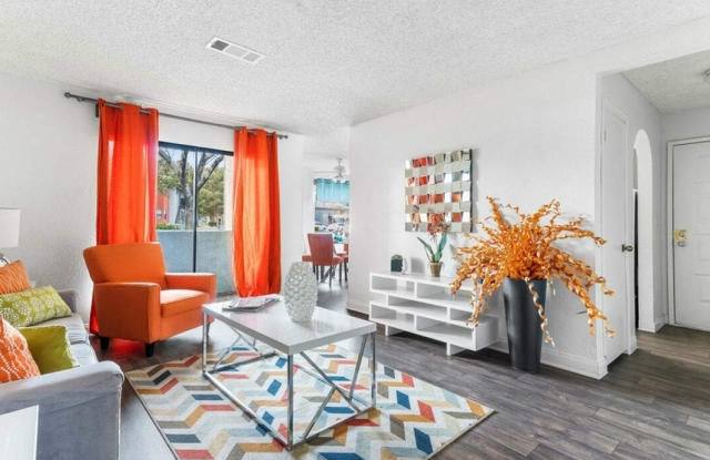 4870 Nellis Oasis Ln Unit E21
