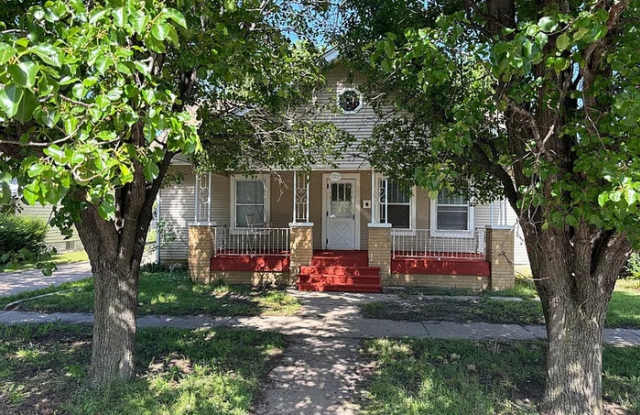 122 North Glenn Street