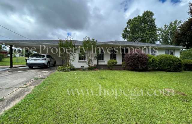 6 Georgian Drive, Newnan Ga