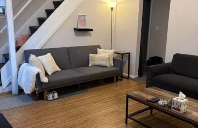 Photo of 1106 Packard St.