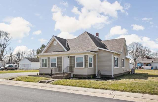 32 South Indiana Street