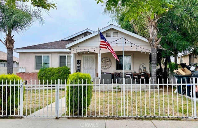 Photo of 221 N Soldano Avenue