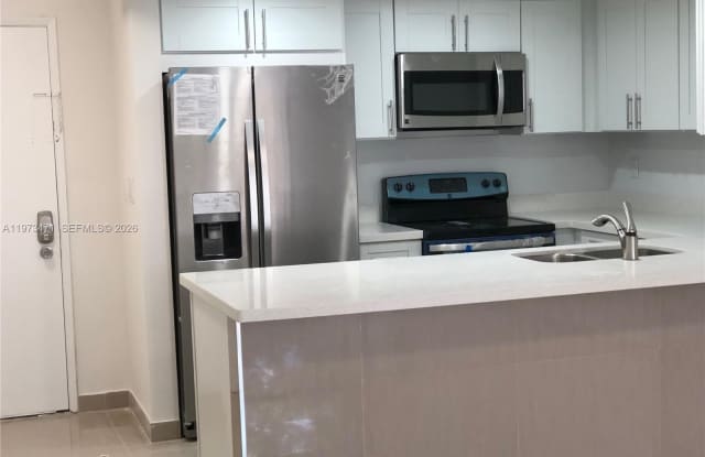 8883 Fontainebleau Blvd