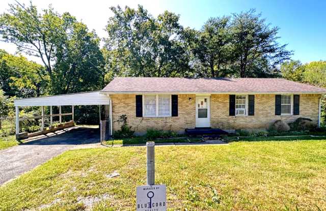 1815 E 7th Street, Hopkinsville, KY 42240