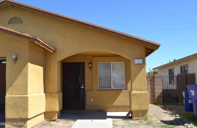 5119 S Mallard Avenue - 5119 South Mallard Avenue, Tucson, AZ 85706