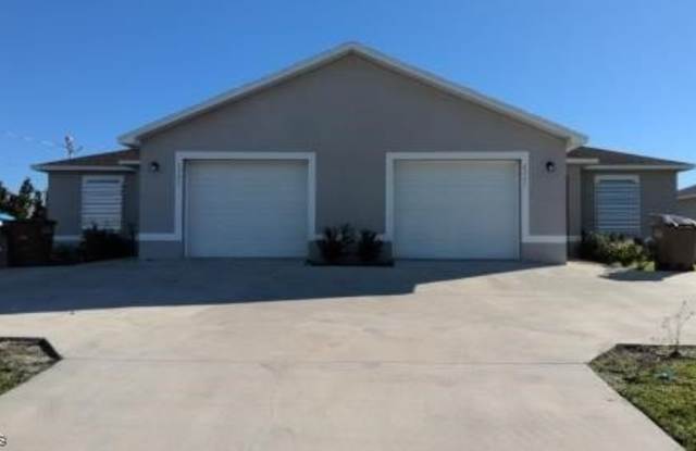 Photo of 4345 Country Club Boulevard