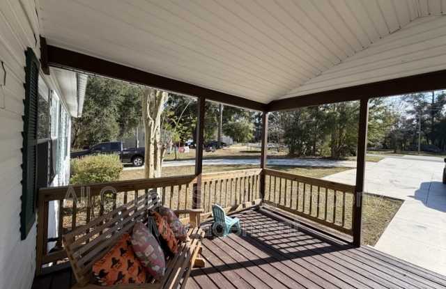 Photo of 171 SW Merrimack Place