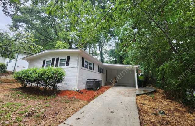 3024 Pasadena Dr