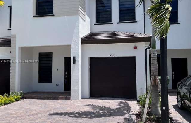 15903 SW 2ND PLACE