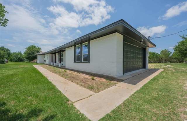 313 County Road 805a