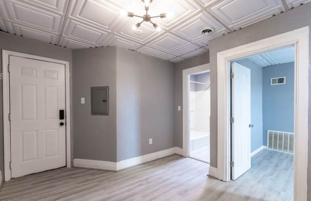 608 Taylor Avenue 302