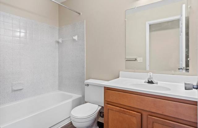 31471 Block St. - 206