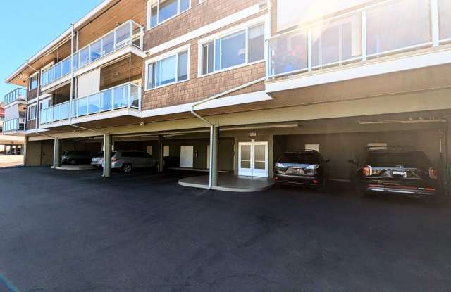 Photo of 2bd/1ba Edmonds Condo