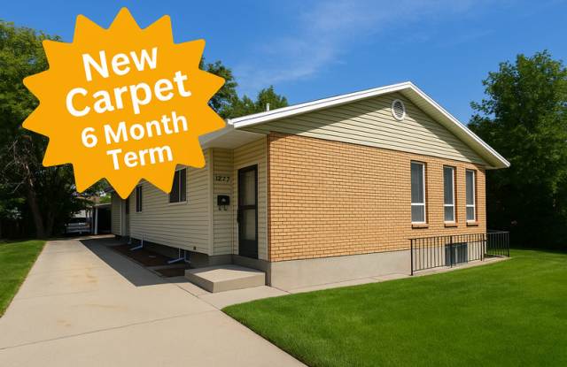 1265 E Crandall Ave - 1275