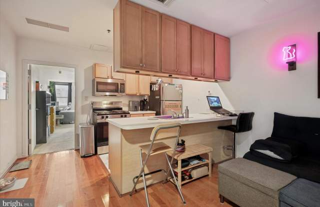 1100-00 VINE Street unit: 1409