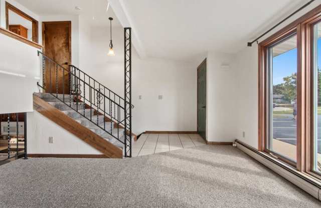 2390 Canter Lane - E