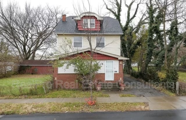 6405 Kenyon Avenue - 6405 Kenyon Avenue, Cleveland, OH 44105