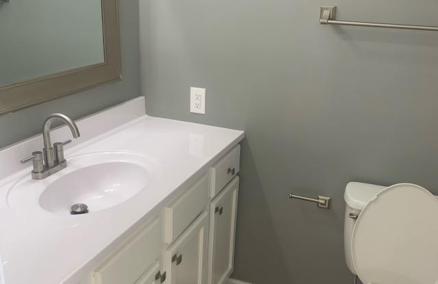 316 West University Parkway