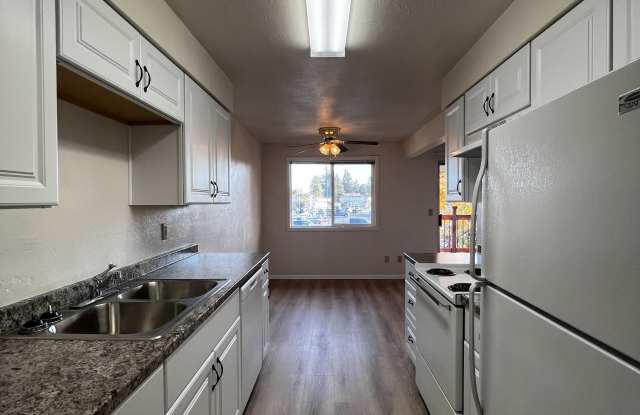 3524 Sandra Ave N #28