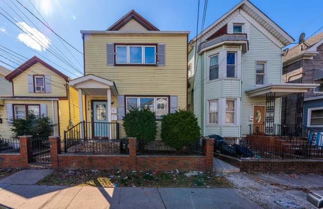 238 Franklin Street - 1